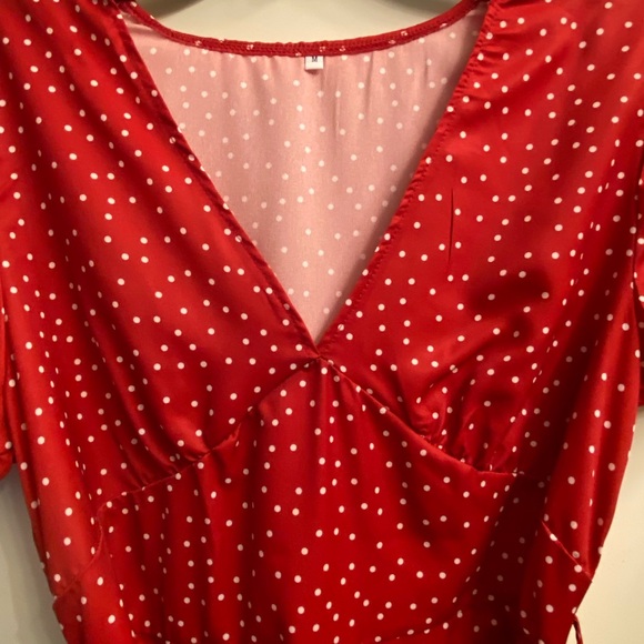 Above the knee. Size medium. Washable. Very comfortable - Picture 2 of 2